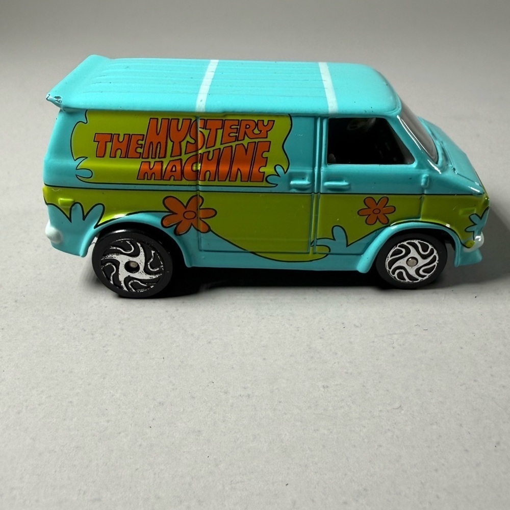 Racing Champions Scooby-Doo Mystery Machine Van Die-Cast 1:64